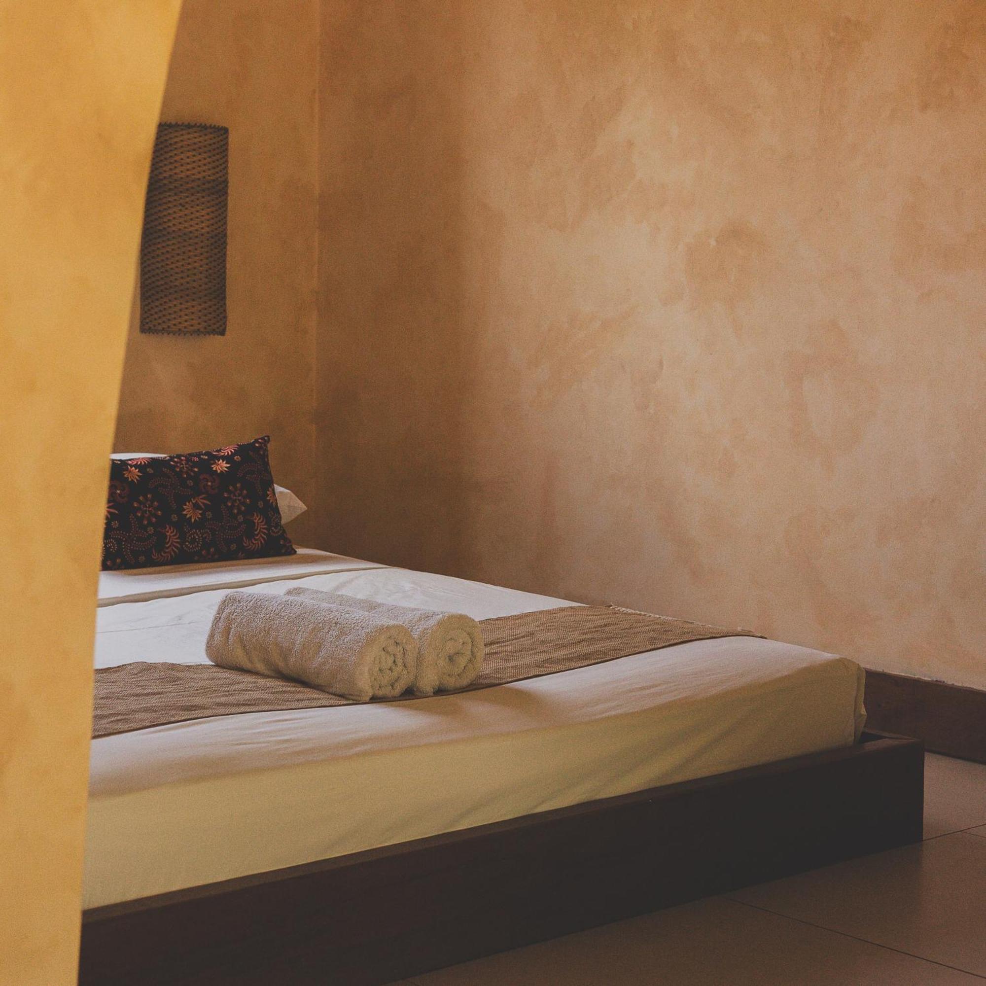 Owa Lodge Areguling Kuta  Kamer foto