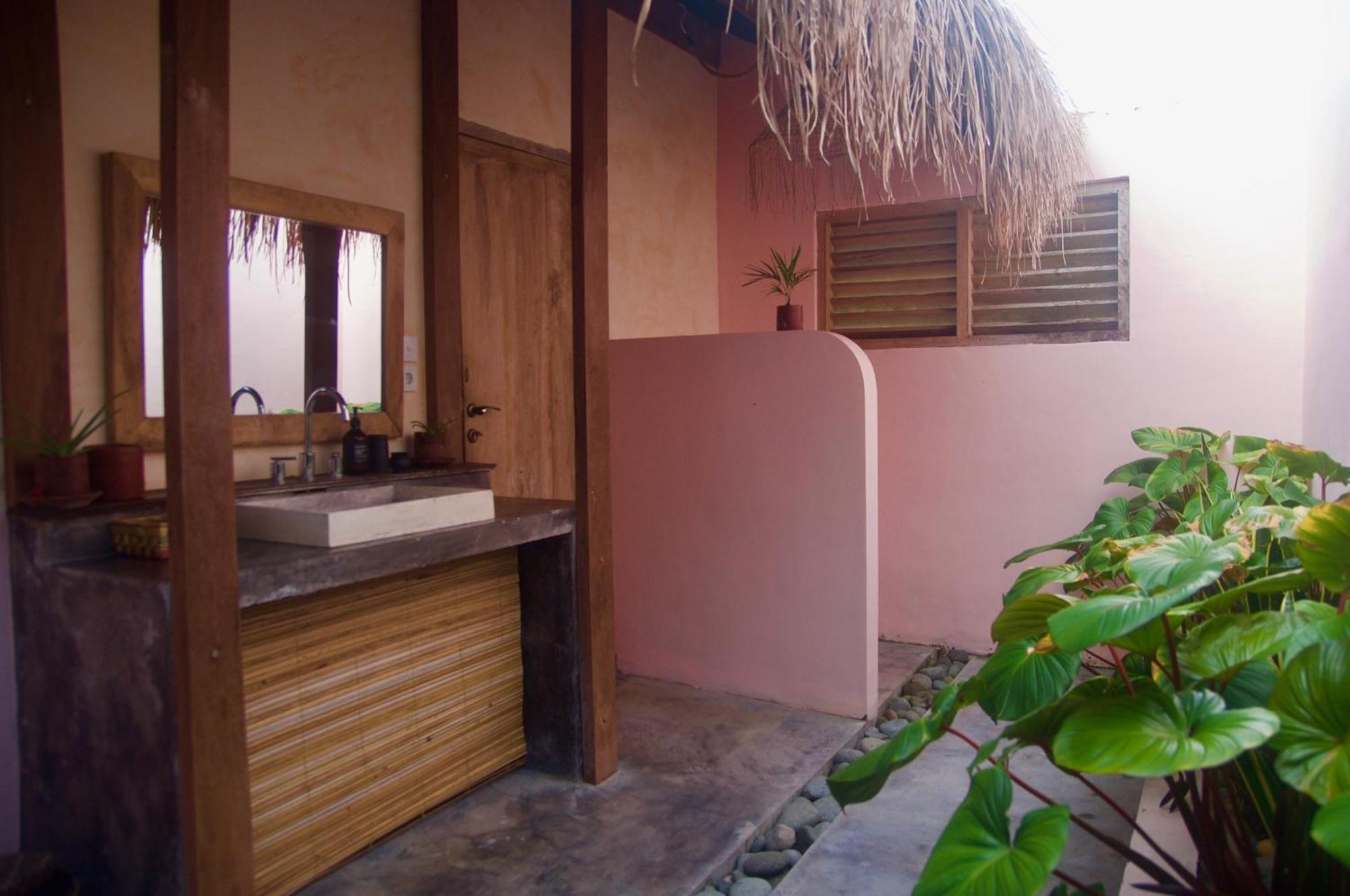 Owa Lodge Areguling Kuta  Kamer foto